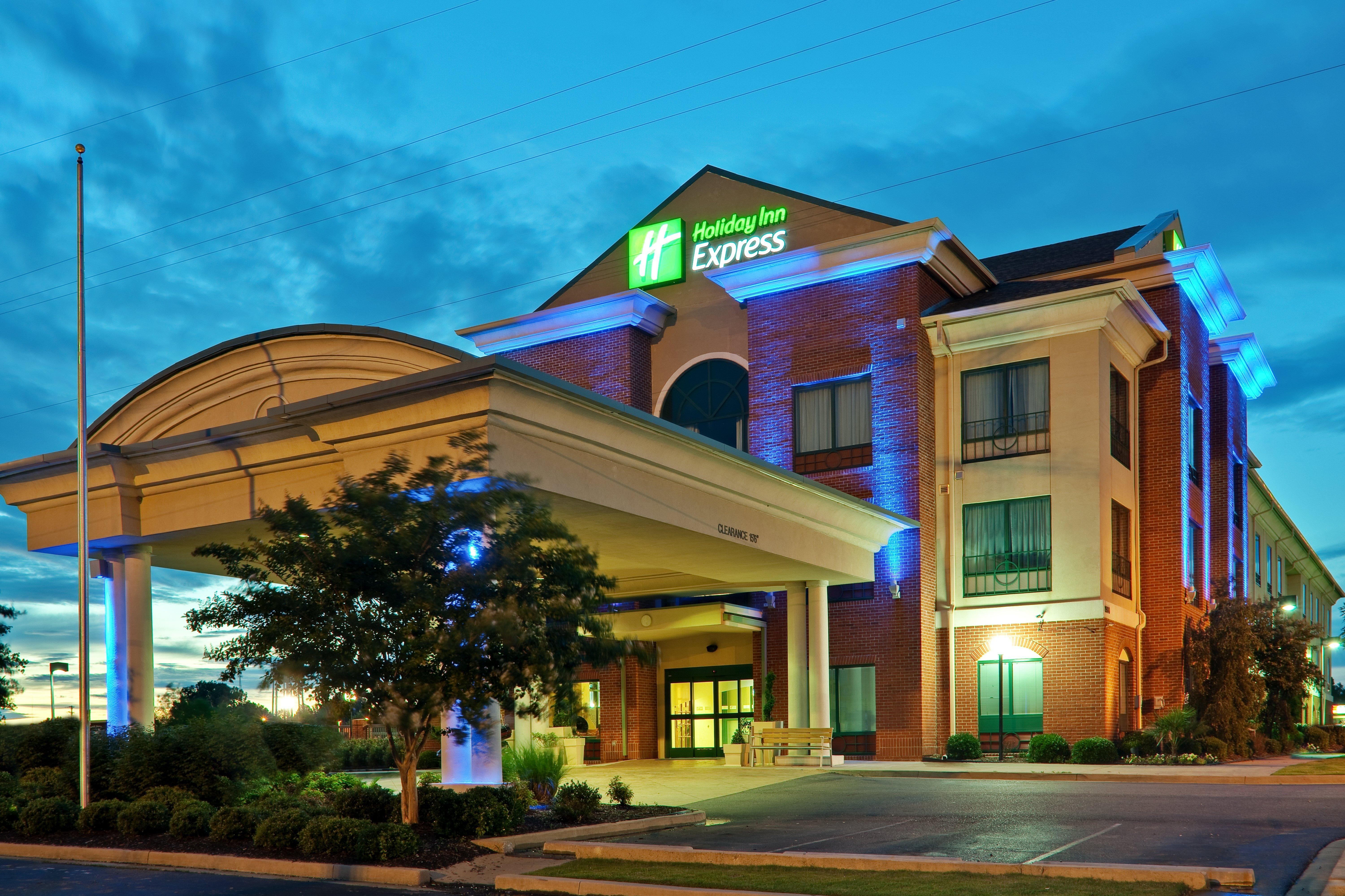 Holiday Inn Express Hotel & Suites Olive Branch, An Ihg Hotel Exterior foto